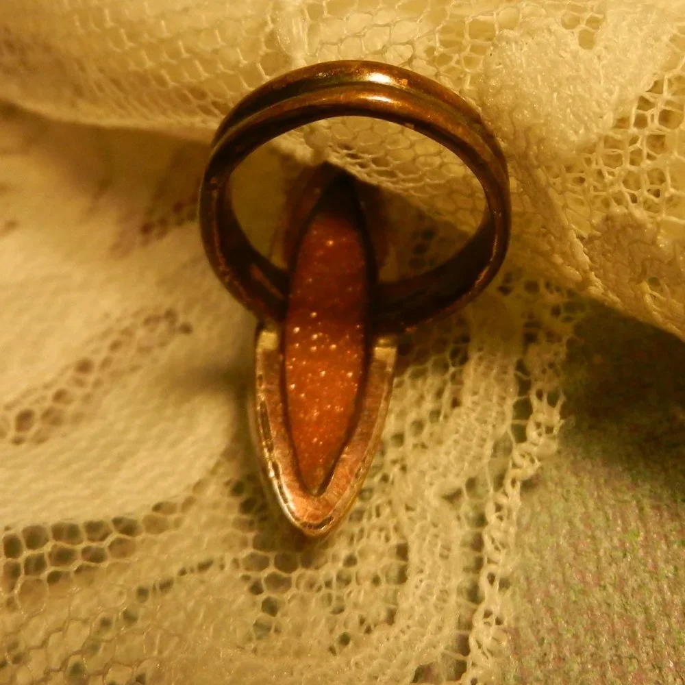 VTG 925 silver artisan ring garnety glittery inlay elongated boho red talon XS
